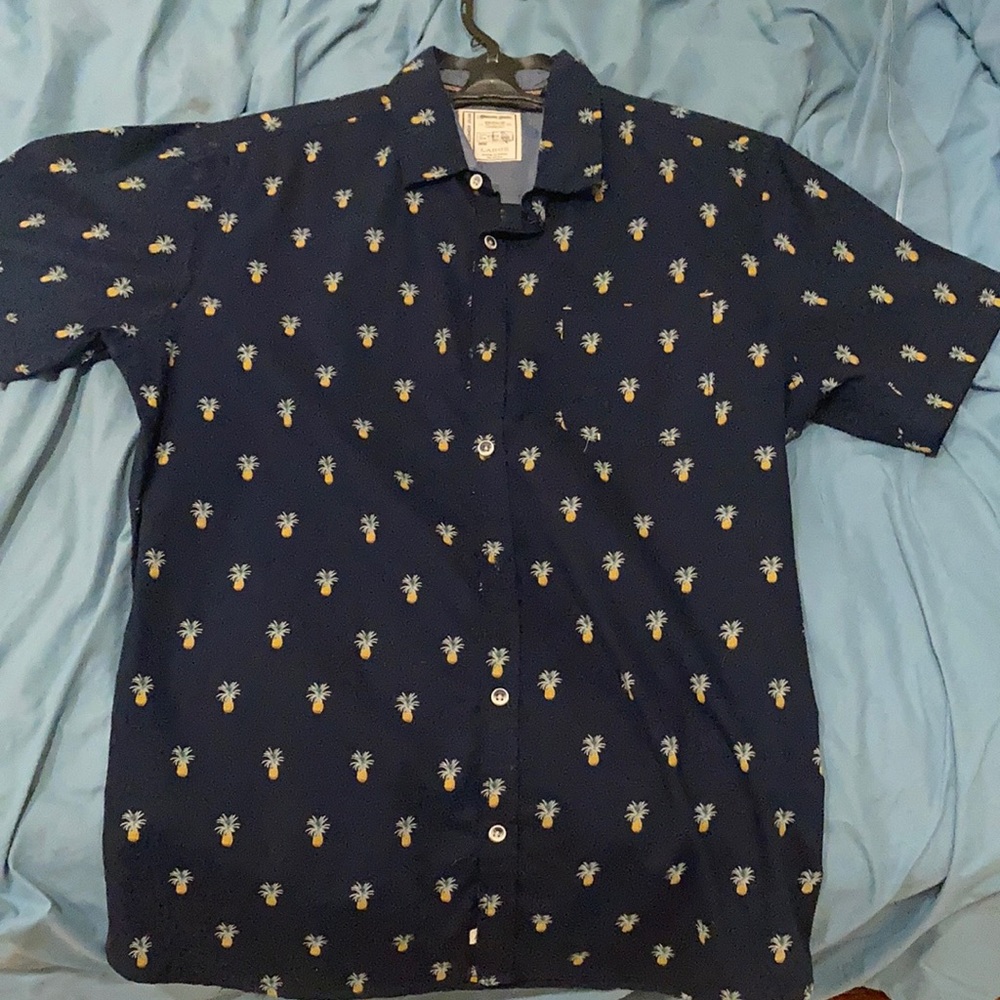 Genuine Goods Button Dowm Shirt